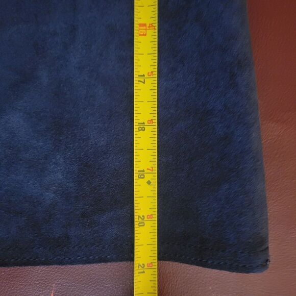 Babaton Aritzia Vegan Suede Feel Navy Sleeveless Top - Picture 9 of 14